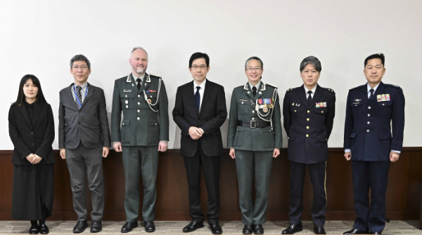 駐日ノルウェー王国大使館付離着任国防武官の来訪