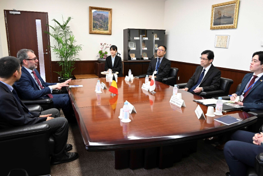 ベルギー王立国際関係研究所（ＥＧＭＯＮＴ）所長代理の来訪
