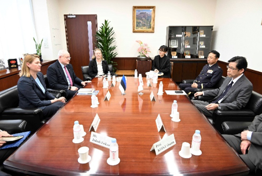 エストニア国防次官補の来訪