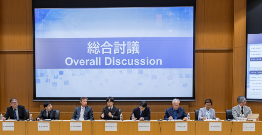 会議風景（総合討議）