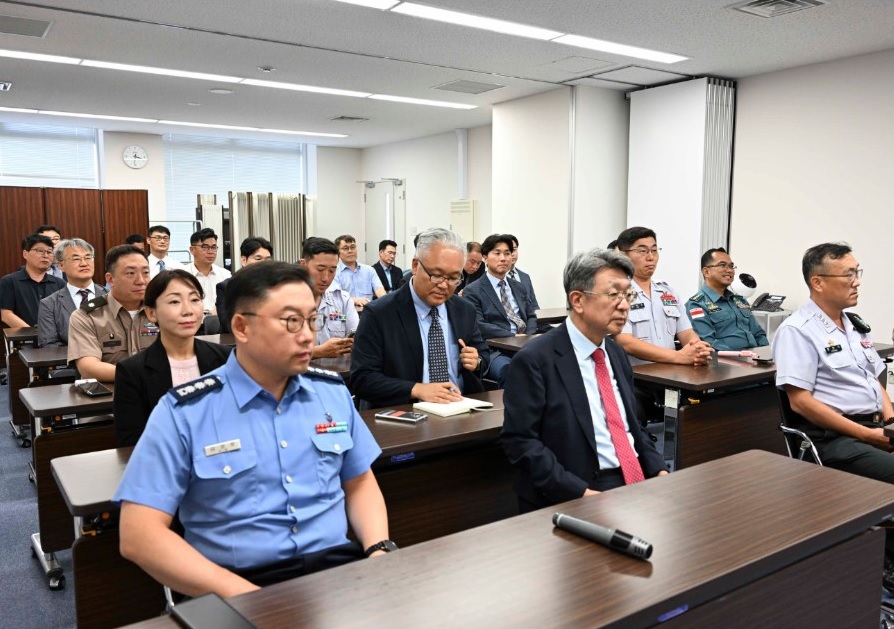 Visit by the delegation from the security course in Korea National Defense University (KNDU).