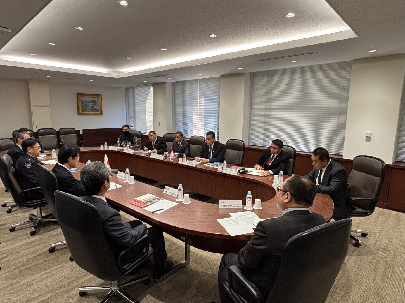  Visit by Vice Admiral Hutabarat, the Secretary General of the Indonesian National Resilience Council,