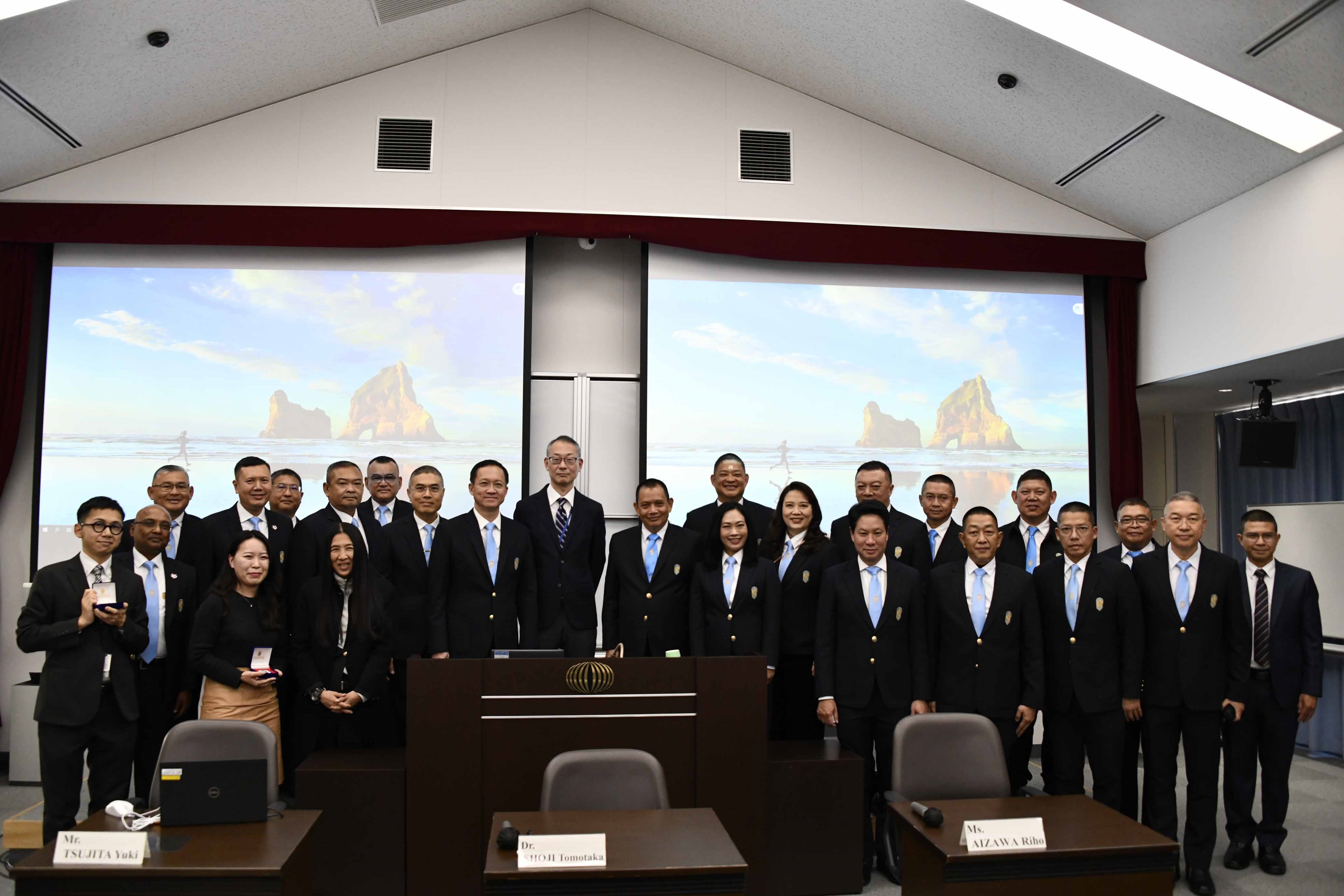 Visit by the delegation from the National Defence College of Thailand.