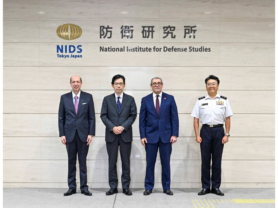 Visit by H.E. Mr. Ahmed Chafra, Ambassador Extraordinary and Plenipotentiary of the Republic of Tunisia to Japan