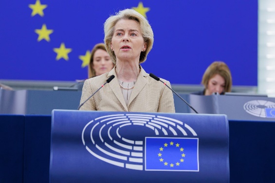 EDIS/EDIPの発出見通しについて演説するフォンデアライエン(Ursula von der Leyen)欧州委員会委員長（写真：European Commission)